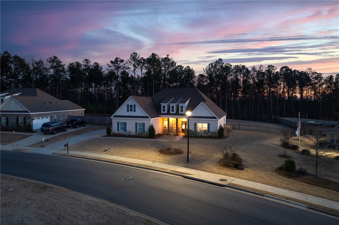 1307 GARRETT LANE
