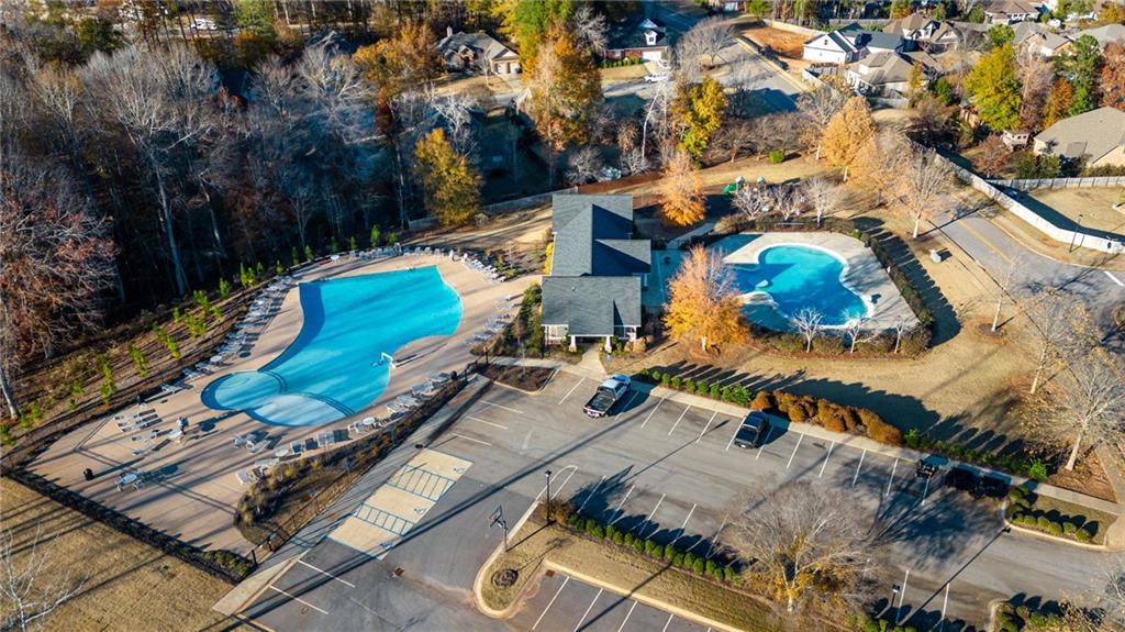 1307 GARRETT LANE