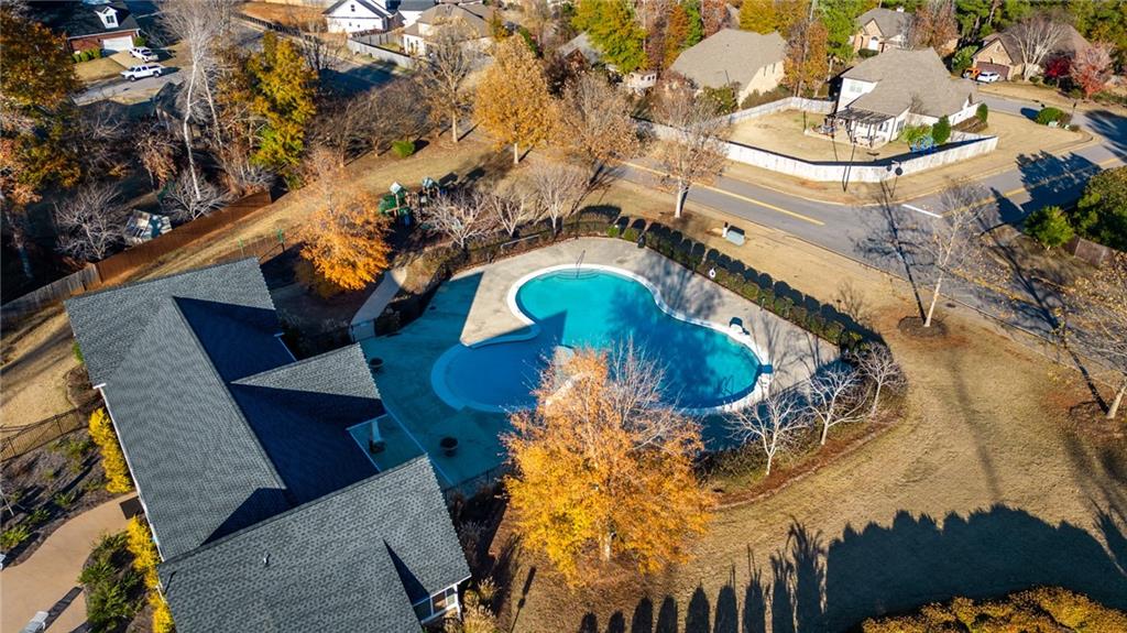1307 GARRETT LANE