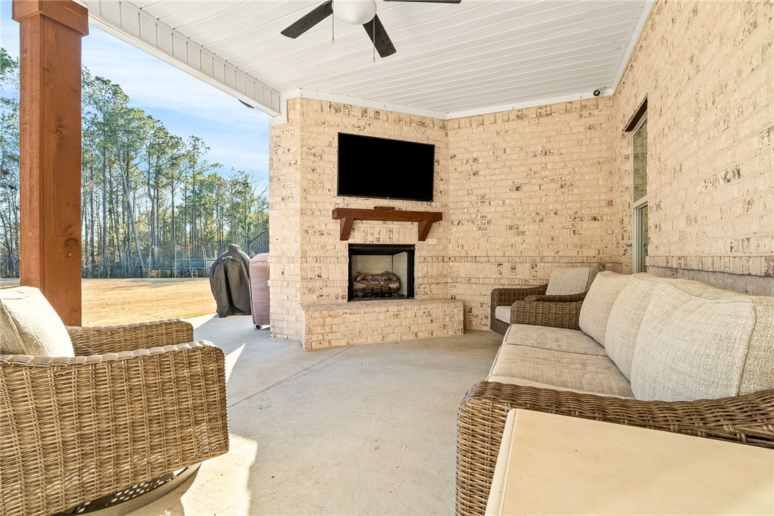 1307 GARRETT LANE
