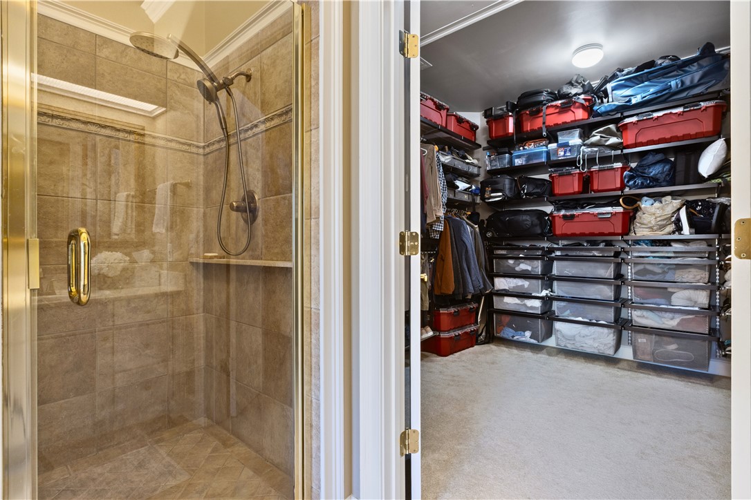 1211 INGLESIDE DRIVE