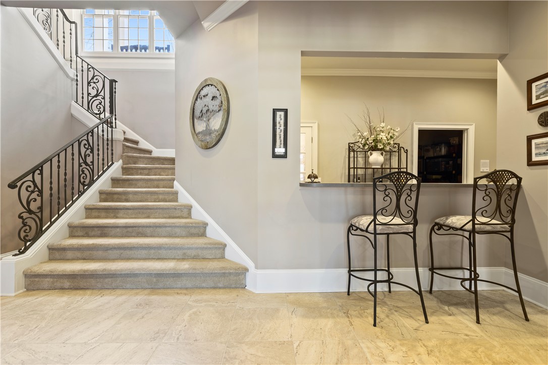 1211 INGLESIDE DRIVE