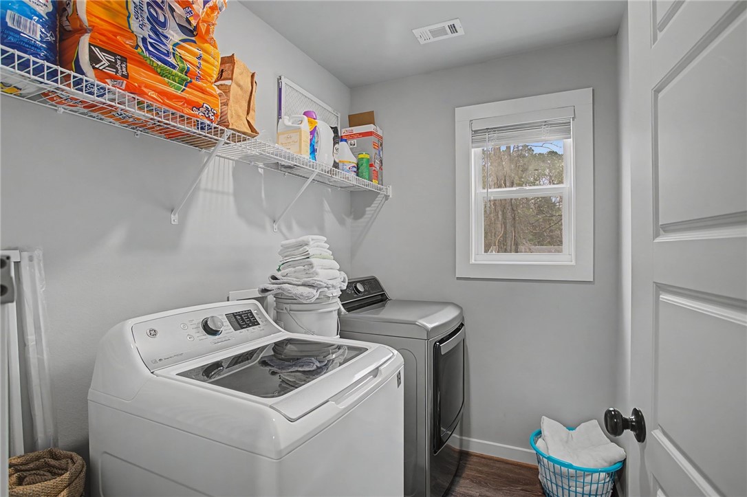 704 NORTHERN VILLAGE COURT