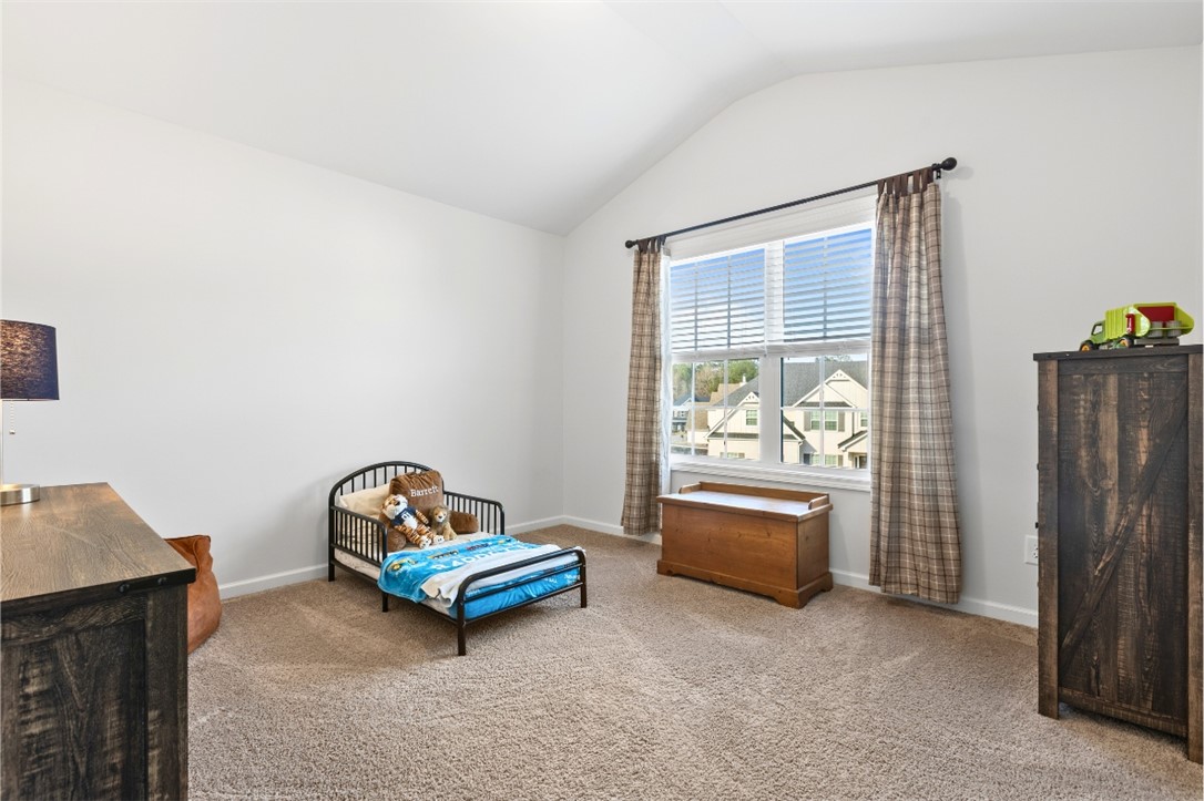 863 W RICHLAND CIRCLE