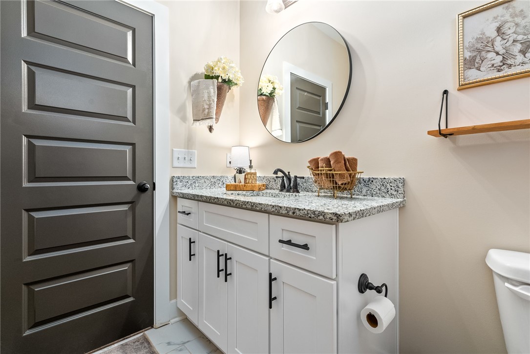 1210 WOODLAND CIRCLE