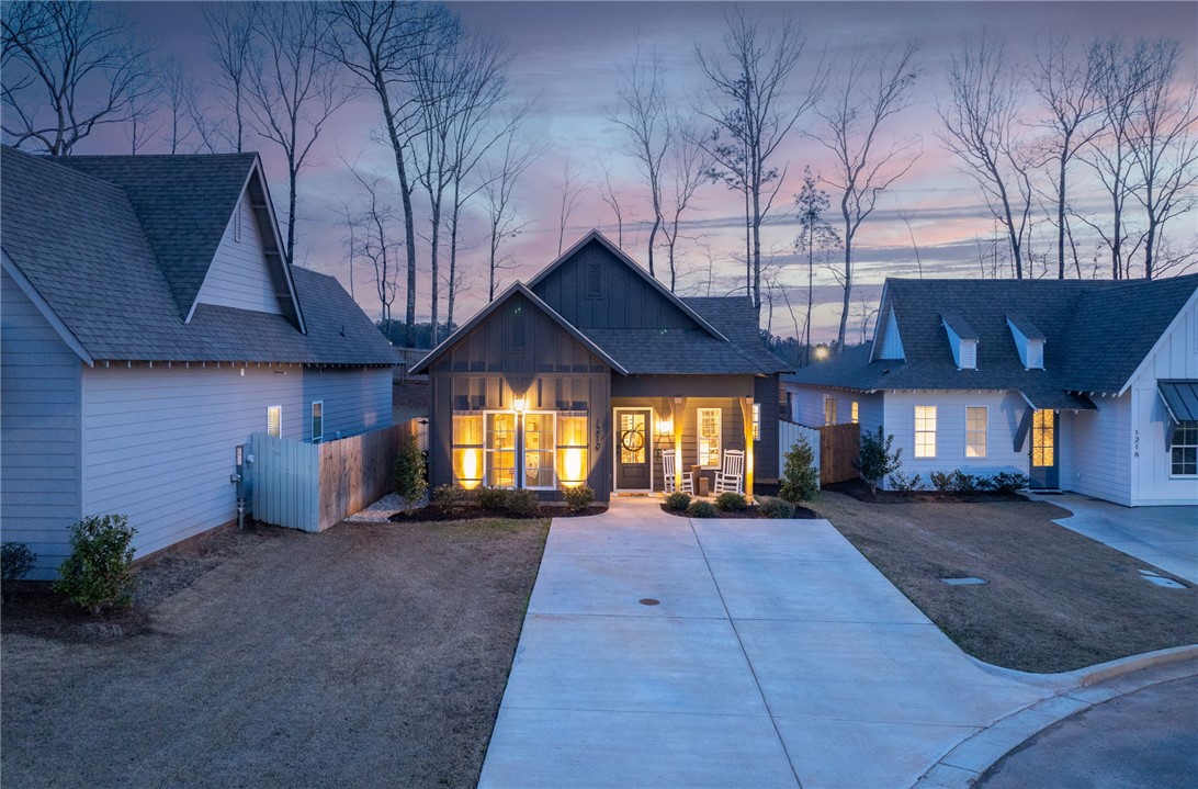 1210 WOODLAND CIRCLE