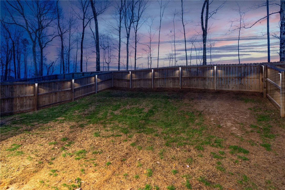 1210 WOODLAND CIRCLE