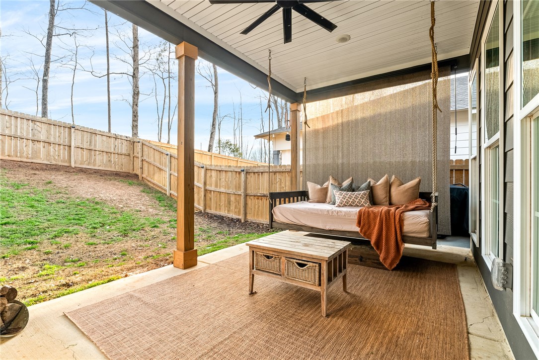 1210 WOODLAND CIRCLE