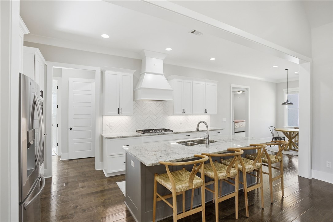 1930 YARBROUGH FARMS BOULEVARD