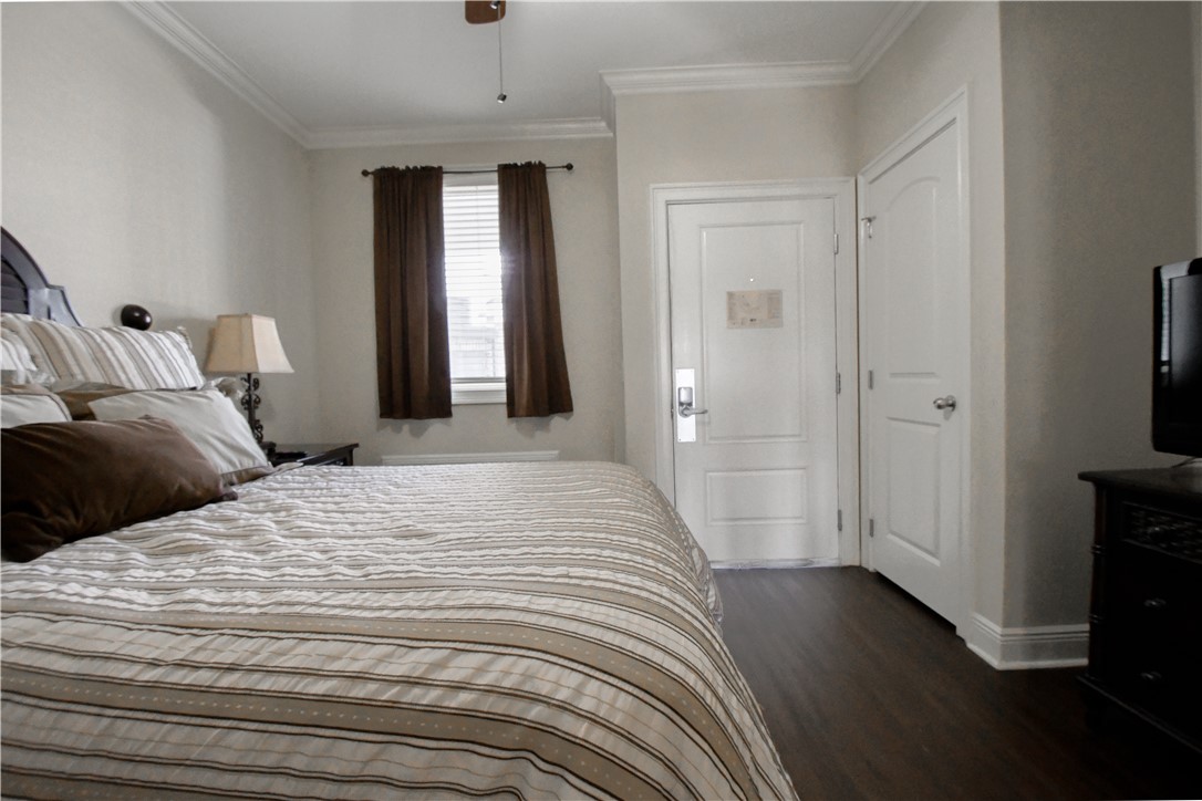 430 W GLENN AVENUE 110