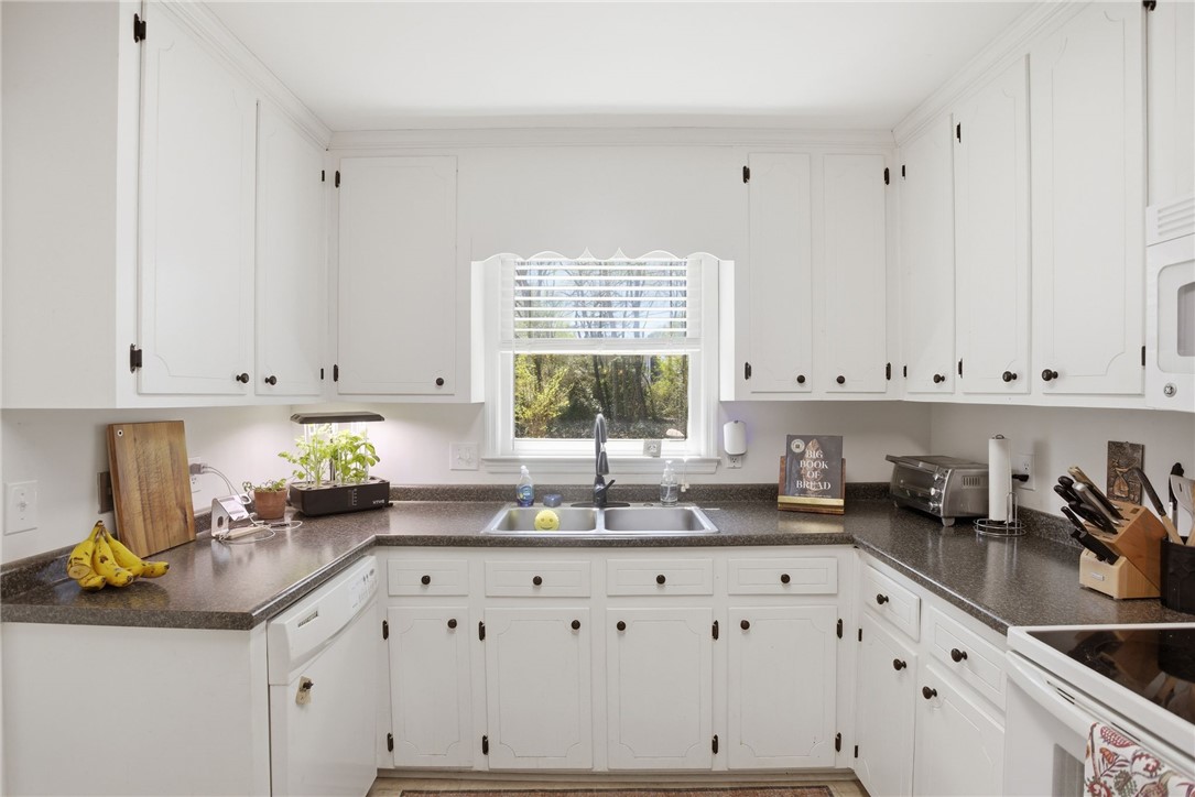 544 GREENTREE TERRACE