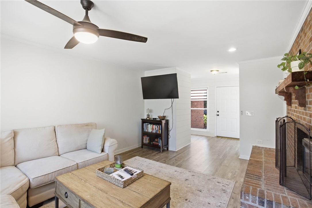 544 GREENTREE TERRACE