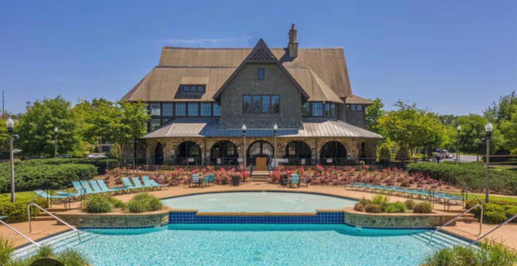 650 DEKALB STREET 1401