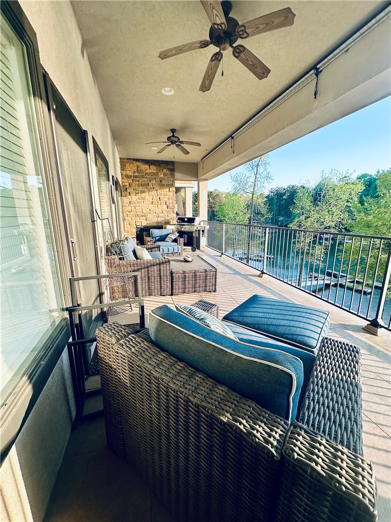 64 STONEVIEW SUMMIT COURT