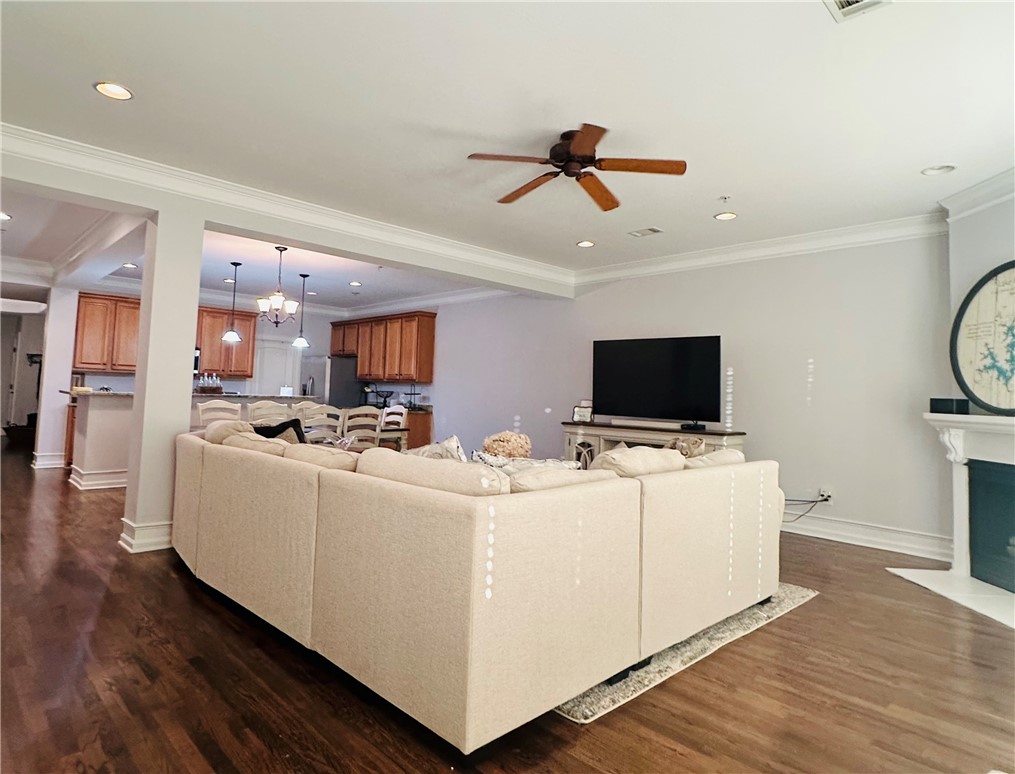 64 STONEVIEW SUMMIT COURT