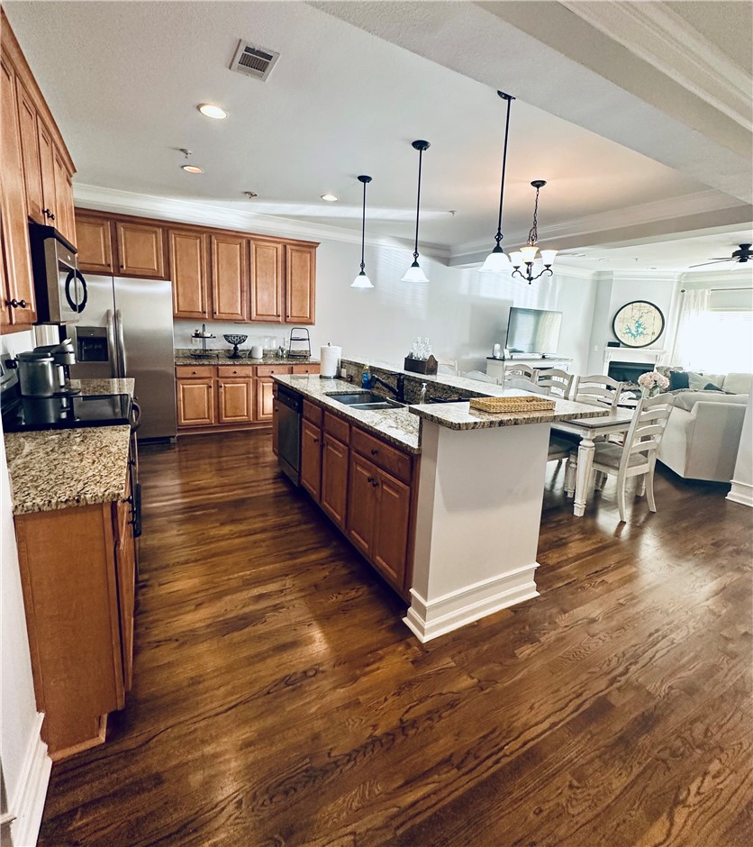 64 STONEVIEW SUMMIT COURT