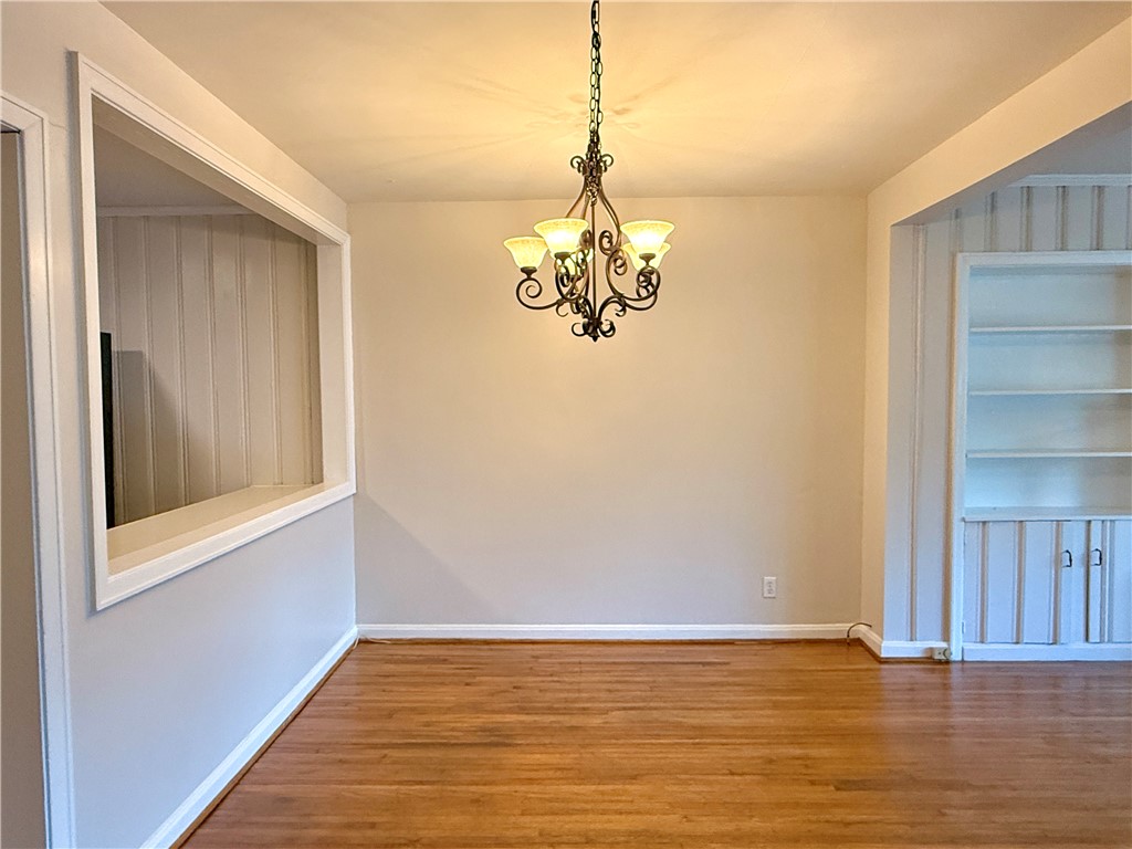 141/143 W DRAKE AVENUE