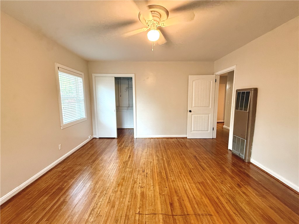 141/143 W DRAKE AVENUE