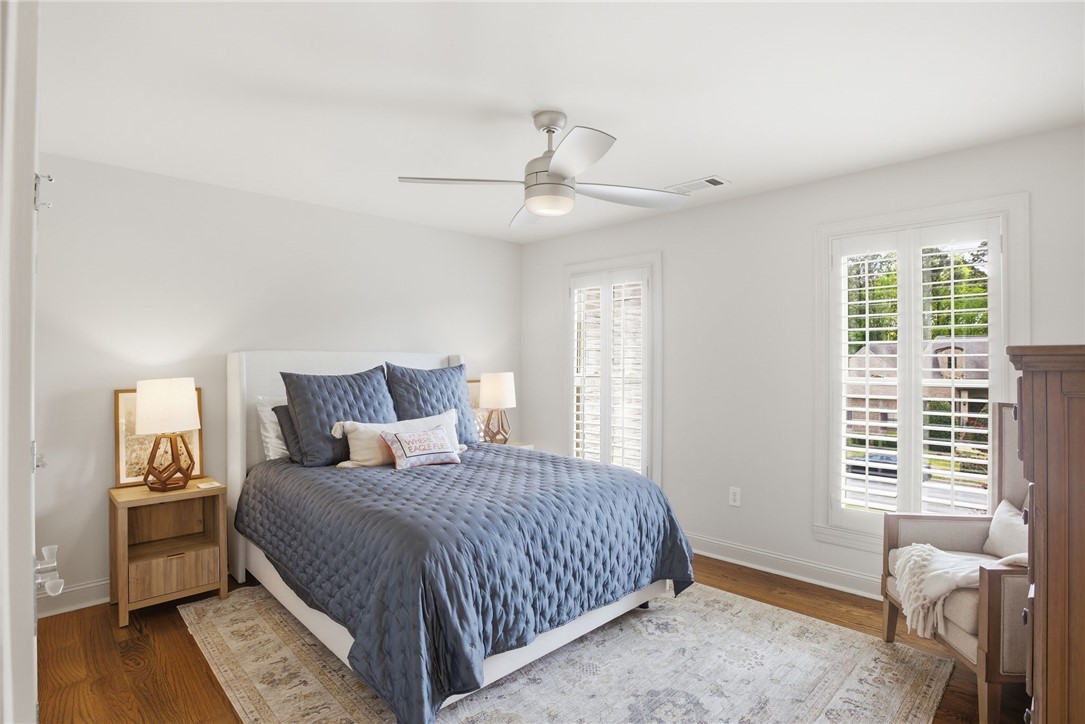 2575 GLENN BROOKE DRIVE