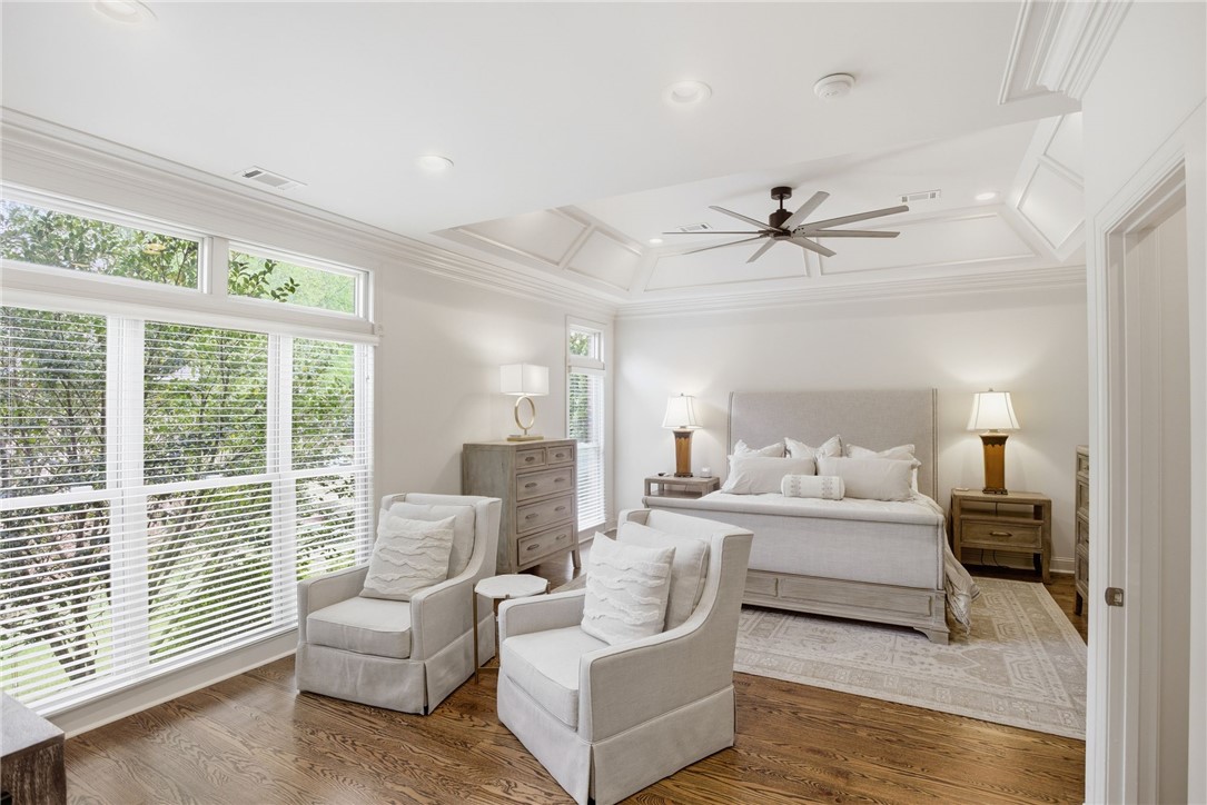 2575 GLENN BROOKE DRIVE