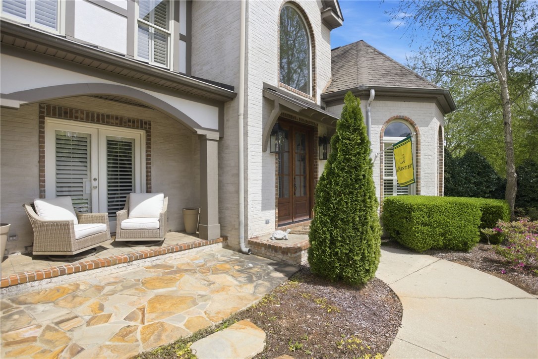 2575 GLENN BROOKE DRIVE