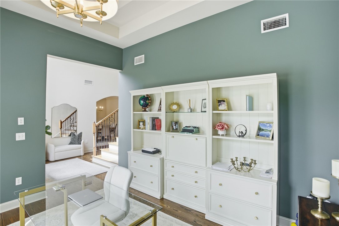 2575 GLENN BROOKE DRIVE