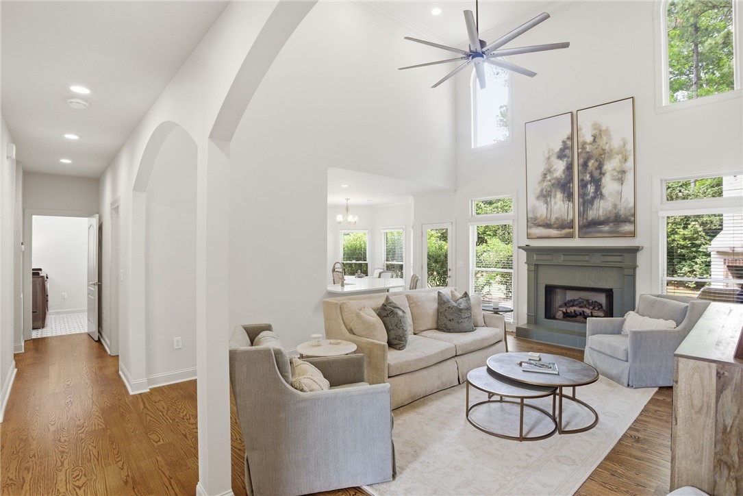 2575 GLENN BROOKE DRIVE