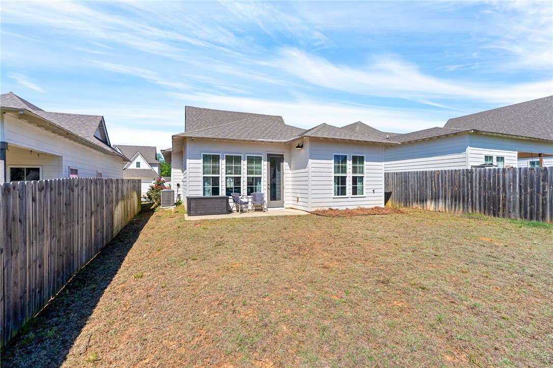1261 FOX TAIL LANE