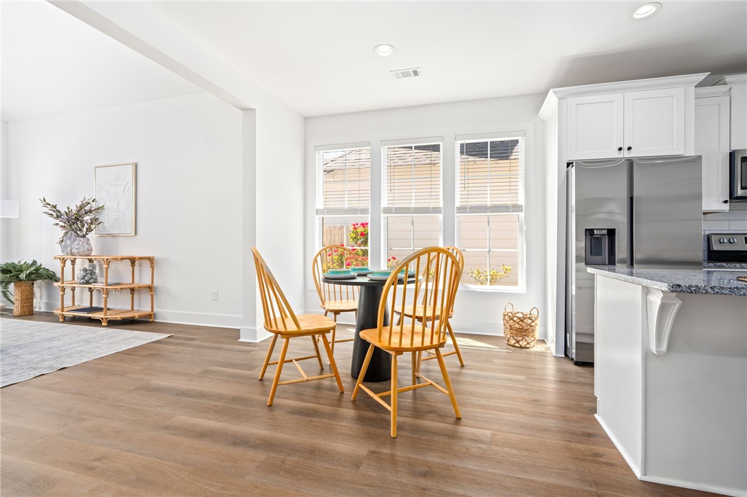 1261 FOX TAIL LANE