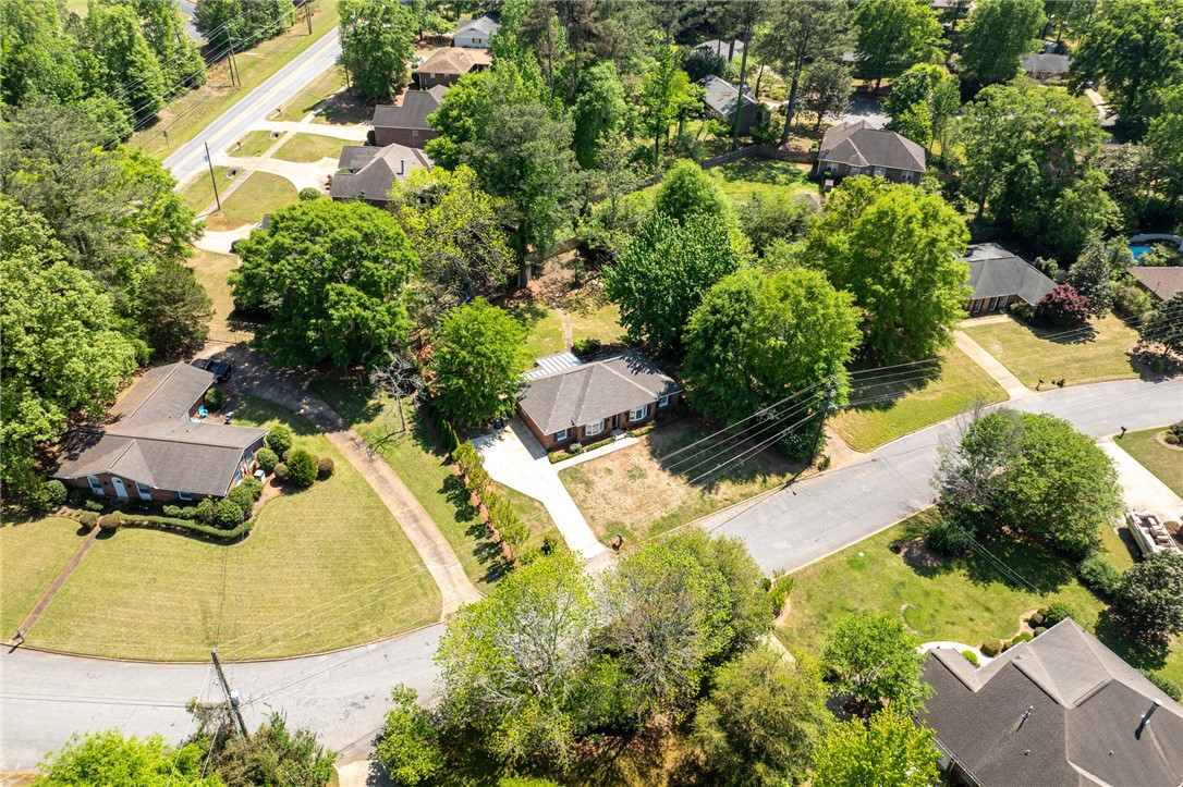 115 N CEDARBROOK DRIVE