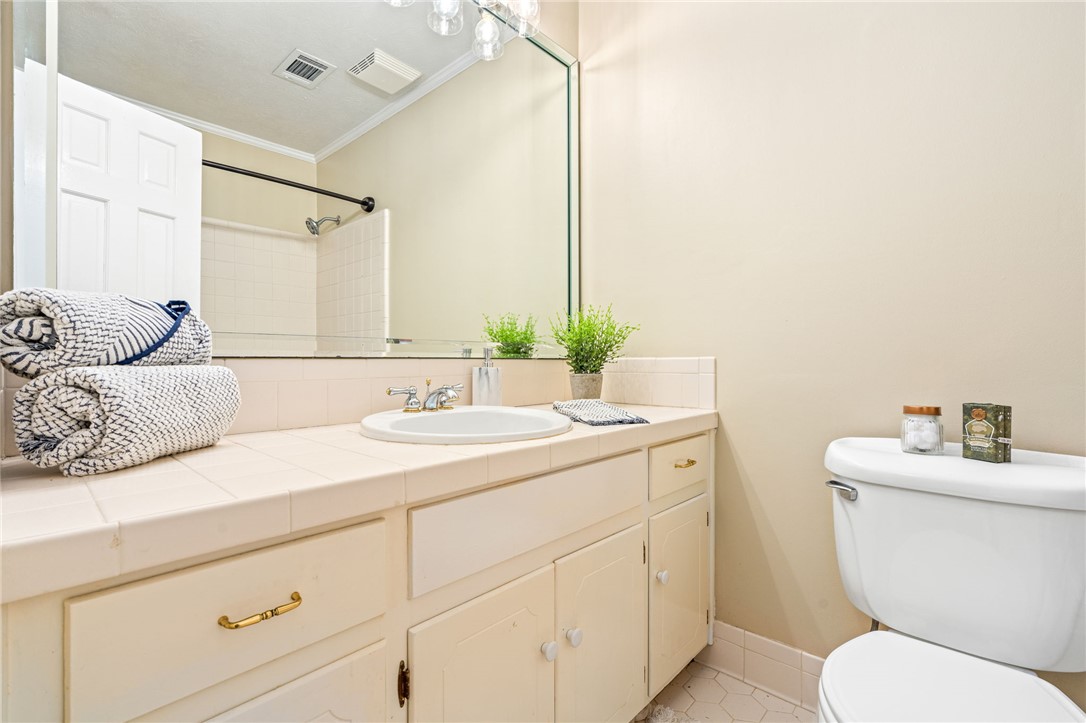 115 N CEDARBROOK DRIVE