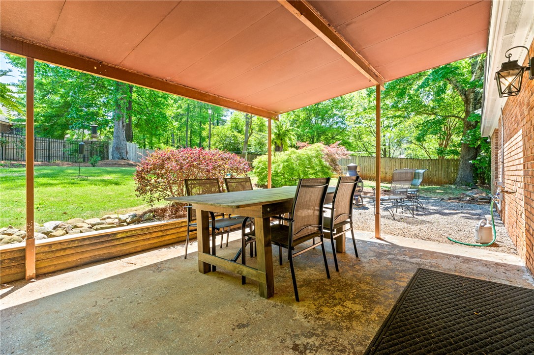 115 N CEDARBROOK DRIVE