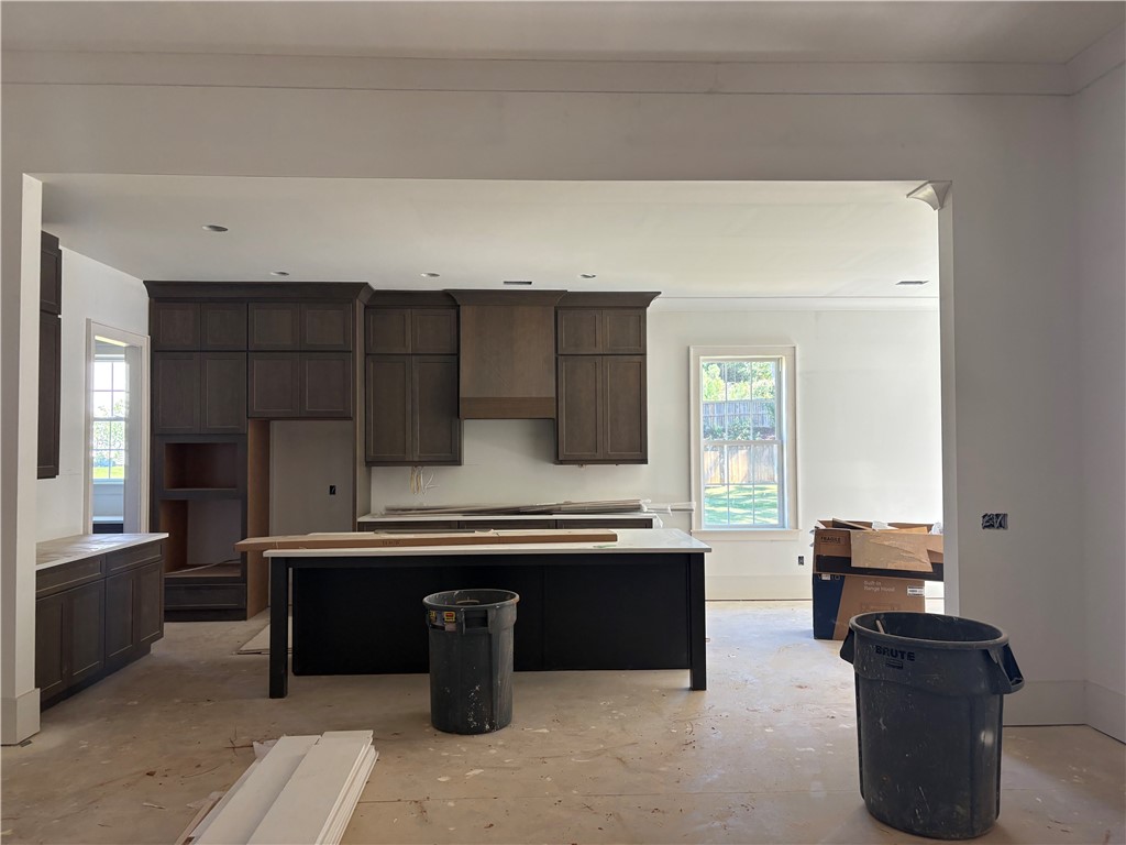 933 SUMMERLIN CIRCLE