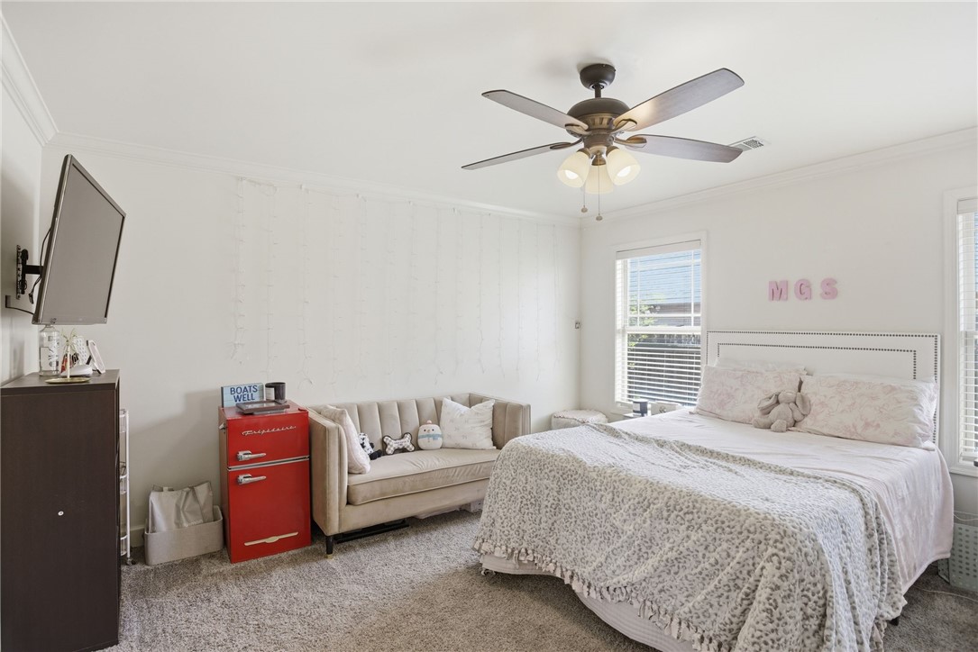 331 FRONTIER CIRCLE