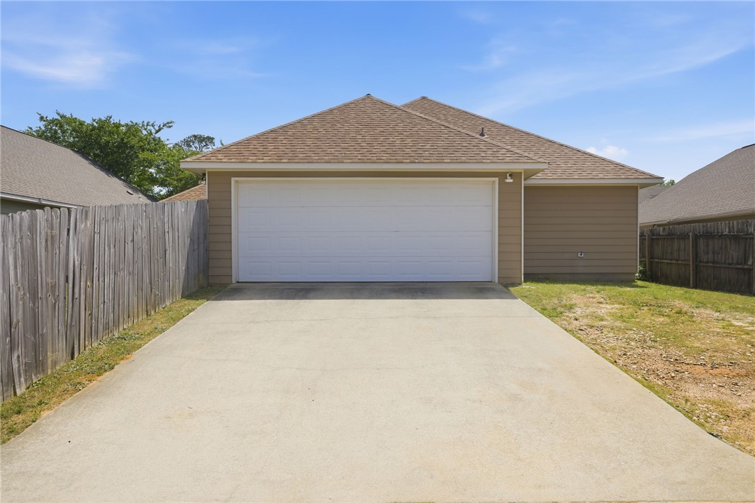 331 FRONTIER CIRCLE