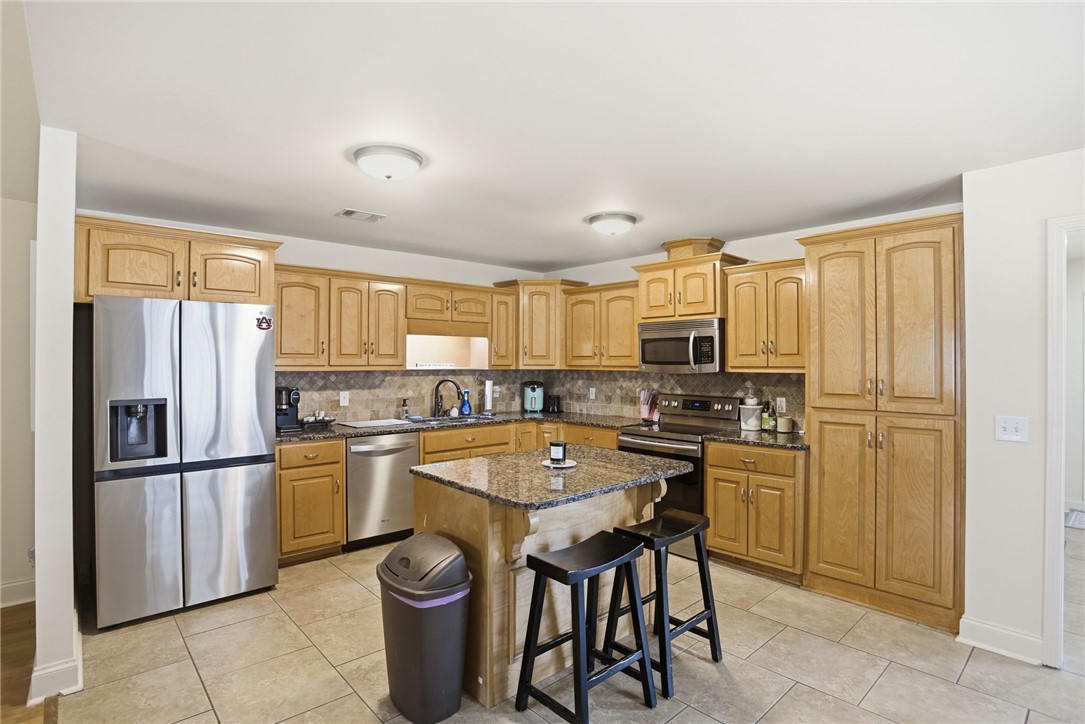 331 FRONTIER CIRCLE