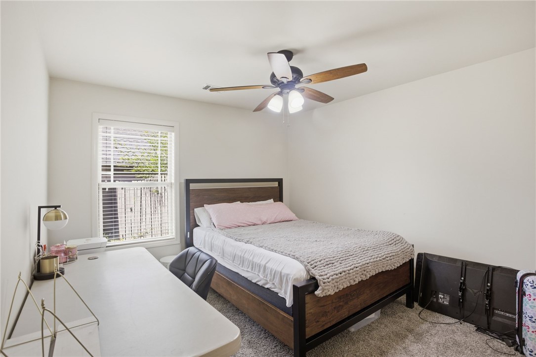 331 FRONTIER CIRCLE
