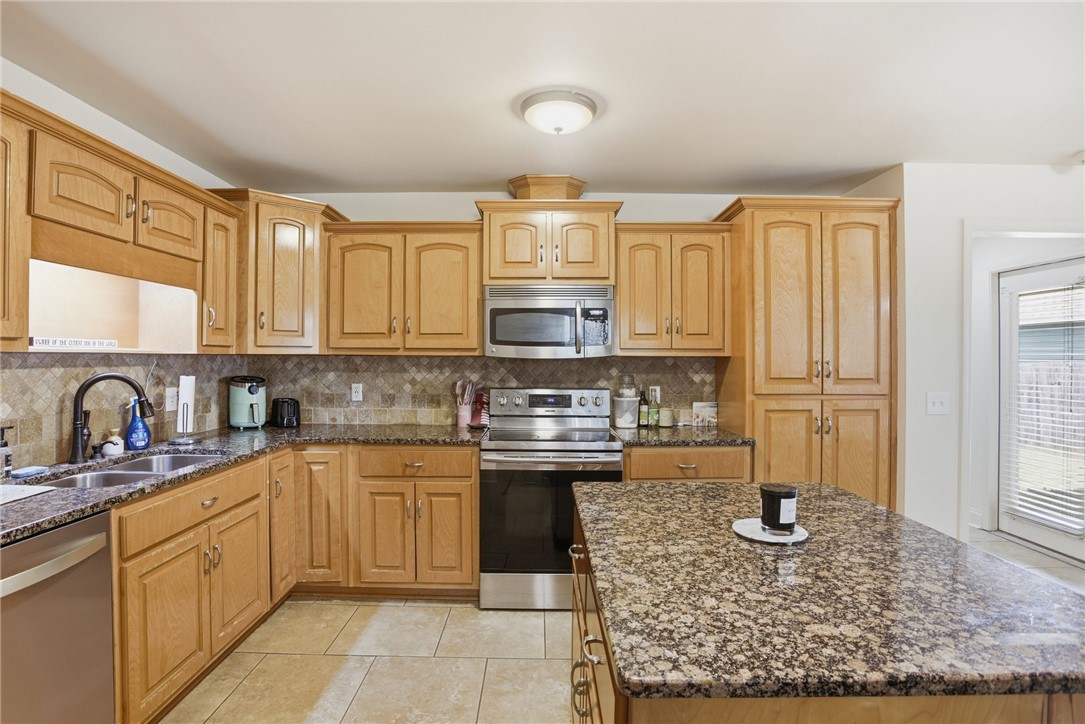 331 FRONTIER CIRCLE