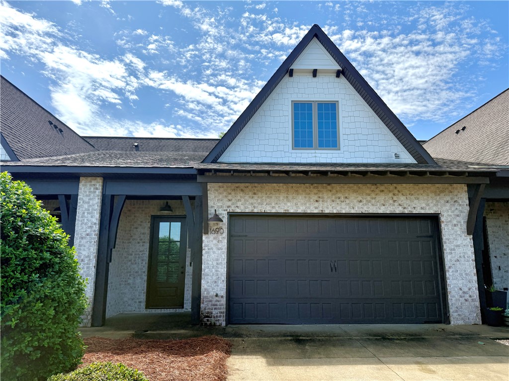 1690 W FARMVILLE ROAD