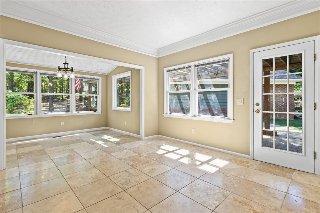 2150 CANARY DRIVE
