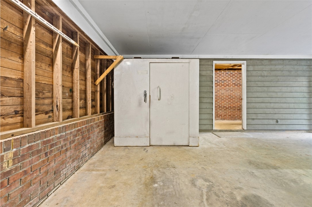 2150 CANARY DRIVE