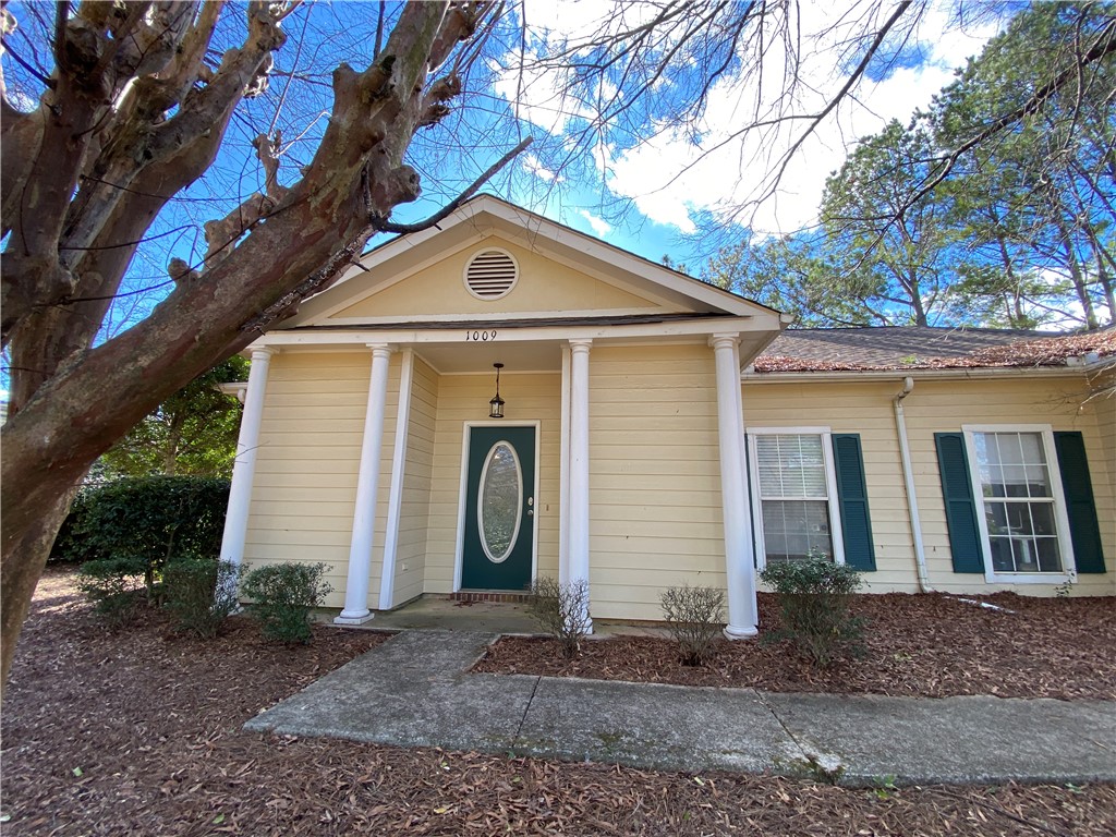 1009 GENTRY DRIVE 1009