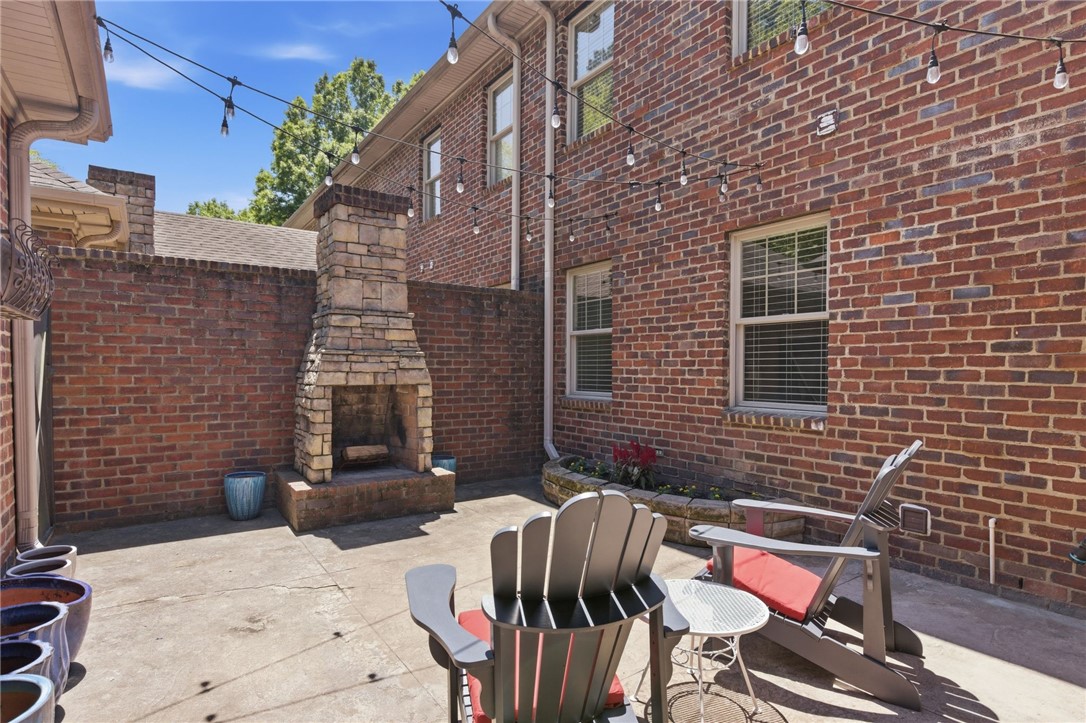 1336 GATEWOOD DRIVE