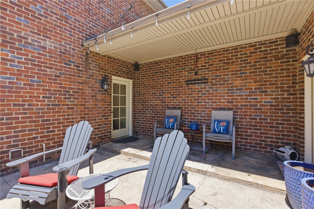 1336 GATEWOOD DRIVE