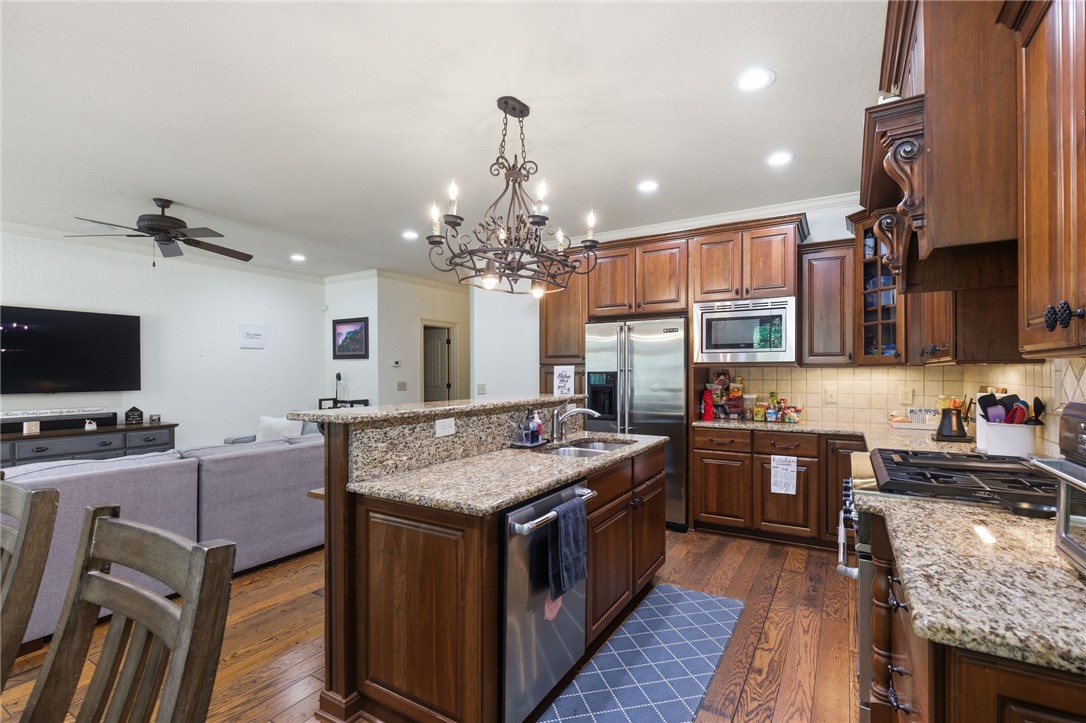 1336 GATEWOOD DRIVE