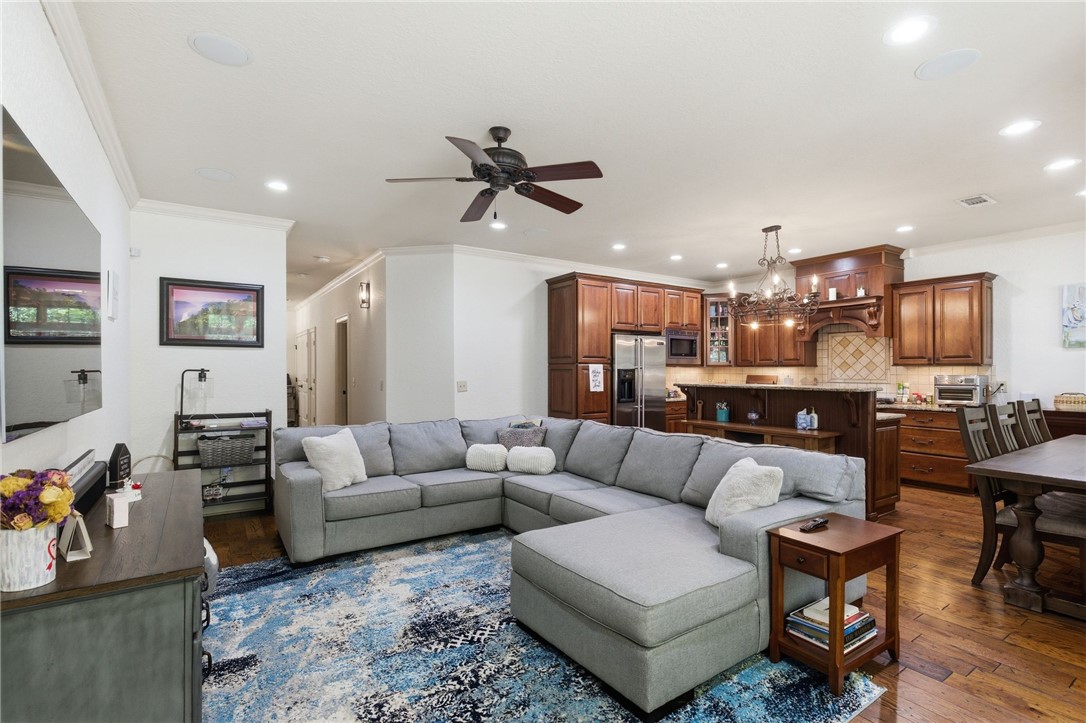 1336 GATEWOOD DRIVE