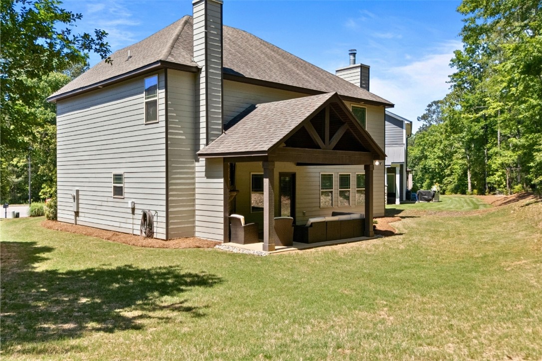 416 LIGHTNESS DRIVE