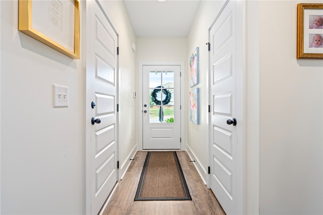 1186 WOODLAND CIRCLE