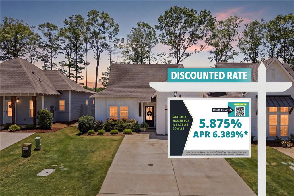 1186 WOODLAND CIRCLE