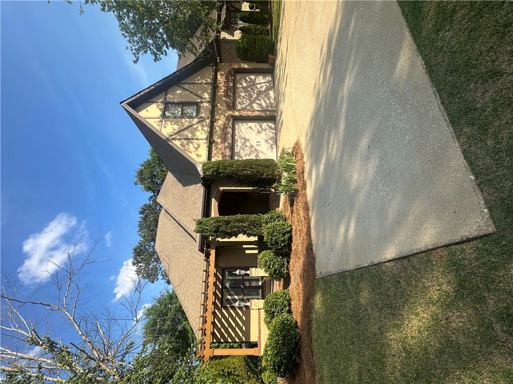 2281 BARKLEY CREST LANE